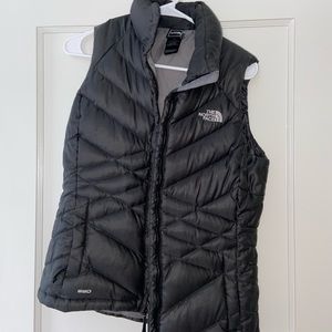 North Face puffer vest!!